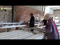 Machine de fabrication de corniches en plâtre