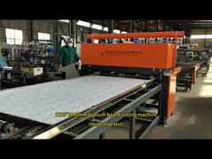 Machine à découper des plafonds en plâtre