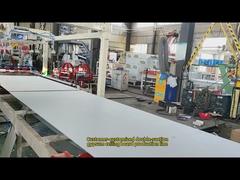 Machine à laminer les plaques de plâtre double face