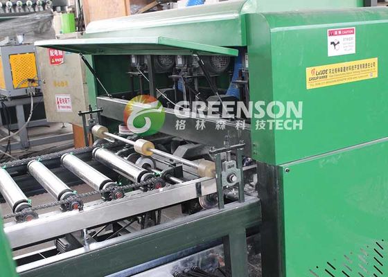 Un bon prix. 15 m/min de vitesse ligne de production de tuiles de plafond en plâtre en ligne