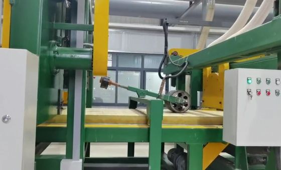 Un bon prix. 10000-60000 tonnes par an toute la ligne de production de la laine de laine de laine de basalte en pierre de basalte en ligne