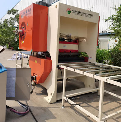 Un bon prix. Machine à perforer les plaques de plâtre pour faux plafond pour petites entreprises en ligne