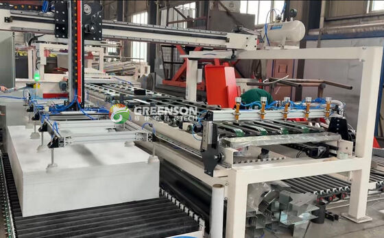 Un bon prix. Industrial Gypsum Board Saw Machine 3 Pieces/Minute Cutting Speed For 1200 Mm*2400 Mm Boards Dust Free Operation en ligne