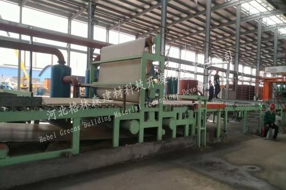 Un bon prix. Chaîne de production minérale de panneau de particules de capacité élevée machines de matériaux de construction en ligne