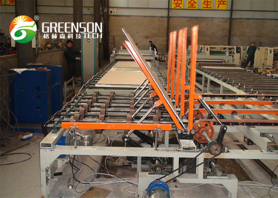 Machine de stratification de gypse de vinyle complètement automatique de panneau