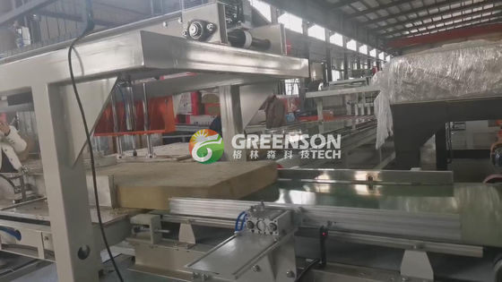 Fabrication de panneaux industriels en laine de roche