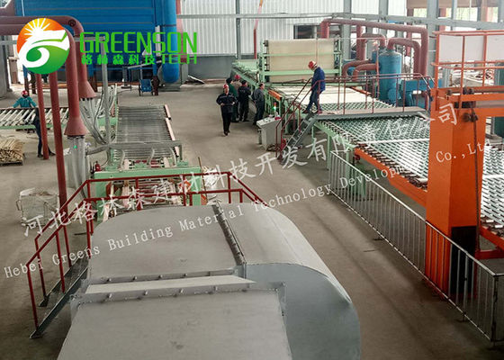 Le plafond minéral de fibre de capacité élevée couvre de tuiles Sqm de la chaîne de production 5 à 30 millions