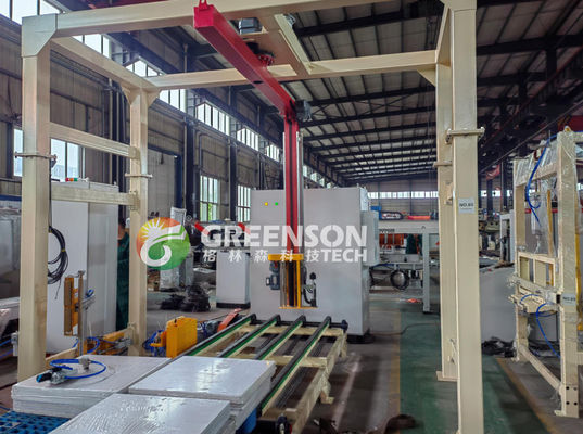 Un bon prix. Automatic 60x60cm PVC Coated Gypsum Ceiling Tile Making Machine with 1300mm Effective Laminating and 2-6 Million Sq.m/year Capacity en ligne