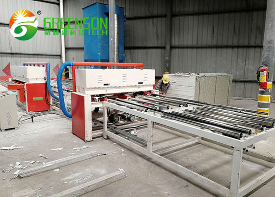 Le PLC commandent le panneau de gypse de la découpeuse 600*600 de panneau de gypse faisant la machine