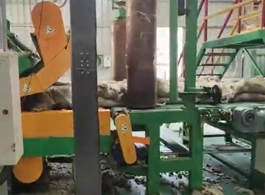 Ligne de production de laine de roche 380V avec une vitesse de transport de 40 à 120 mètres/min et une largeur de 600 mm à 2400 mm pour les panneaux de laine minérale