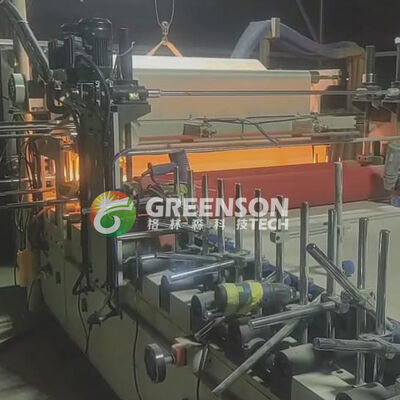 Un bon prix. Machine de laminage de panneaux muraux entièrement automatique à commande PLC avec colle thermofusible PUR et vitesse de production de 5 à 17 m/min en ligne