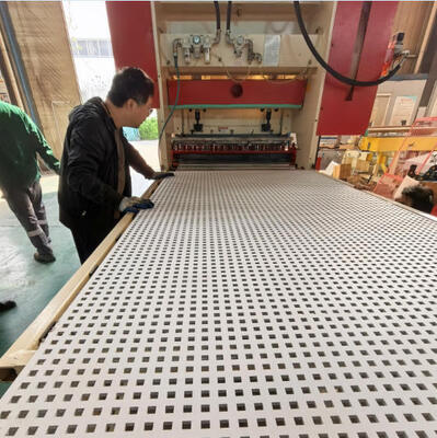 Un bon prix. Machine de perforation de plaques de gypse de 20 mm d'épaisseur maximale en ligne