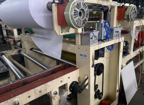 Un bon prix. Tuile de plafond 600x600 faisant la machine de tuile de plafond contrôlée par PLC de machine en ligne