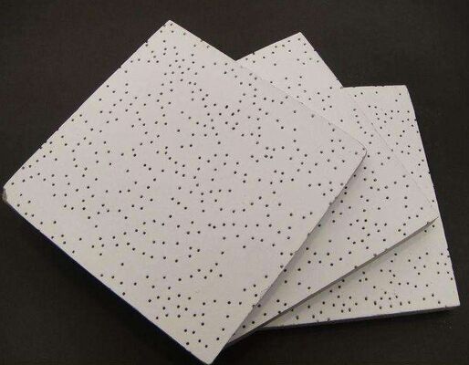 Un bon prix. Ligne de production de plafond en fibre minérale, prix d'usine en Chine, machine de carrelage de plafond acoustique à faible coût en ligne