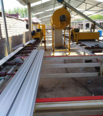 Machine automatique de corniche de gypse avec à haute production pour décoratif intérieur