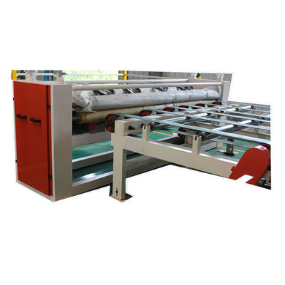 Un bon prix. Machine fausse froide de stratification de plafond de panneau de gypse de film et d'aluminium de PVC de vinyle en ligne
