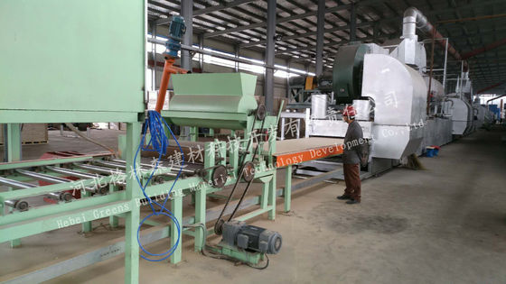 Un bon prix. chaîne de production minérale de tuile de plafond de la machine 2x2 de panneau de plafond de fibre de 600x600mm en ligne